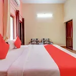 Hotel O M H Grand