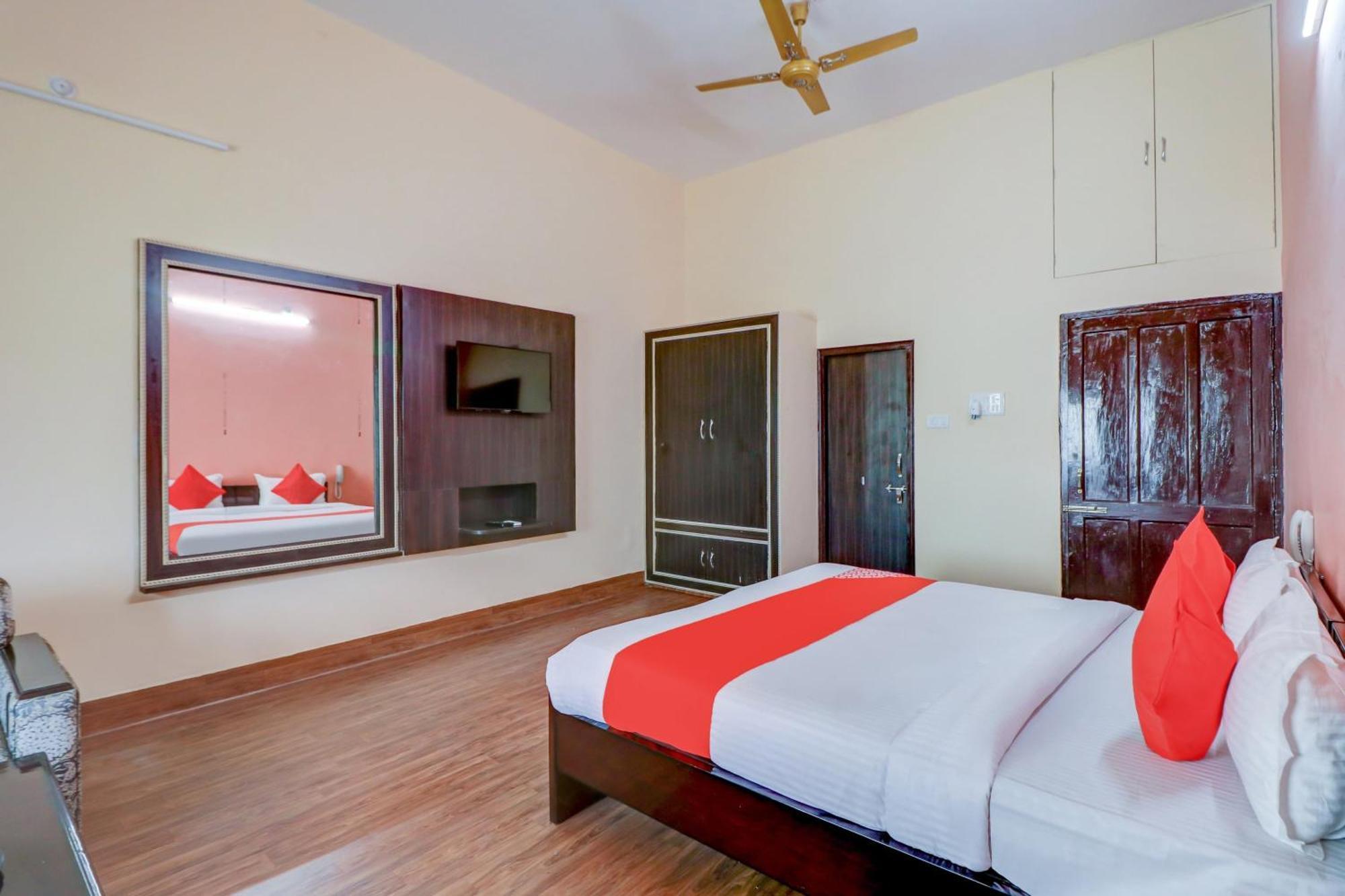 O M H Grand Hotel